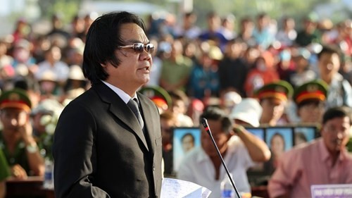 Xét xử vụ thảm sát ở Bình Phước: Dương và Tiến bật khóc khi bị đề nghị án tử hình ảnh 1