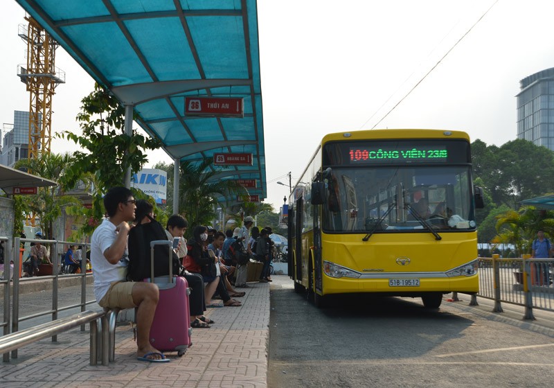 Khám phá xe buýt 5 sao xịn nhất Sài Gòn ảnh 1