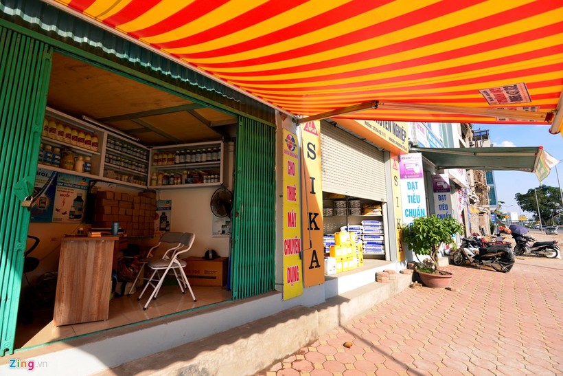 Phía dưới được cho thuê để kinh doanh.