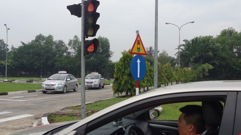 Từ 1-7, lưu ý những điều sau, kẻo thi lái xe trên đường dễ… rớt! ảnh 7 Từ 1-7, lưu ý những điều sau, kẻo thi lái xe trên đường dễ… rớt! ảnh 7