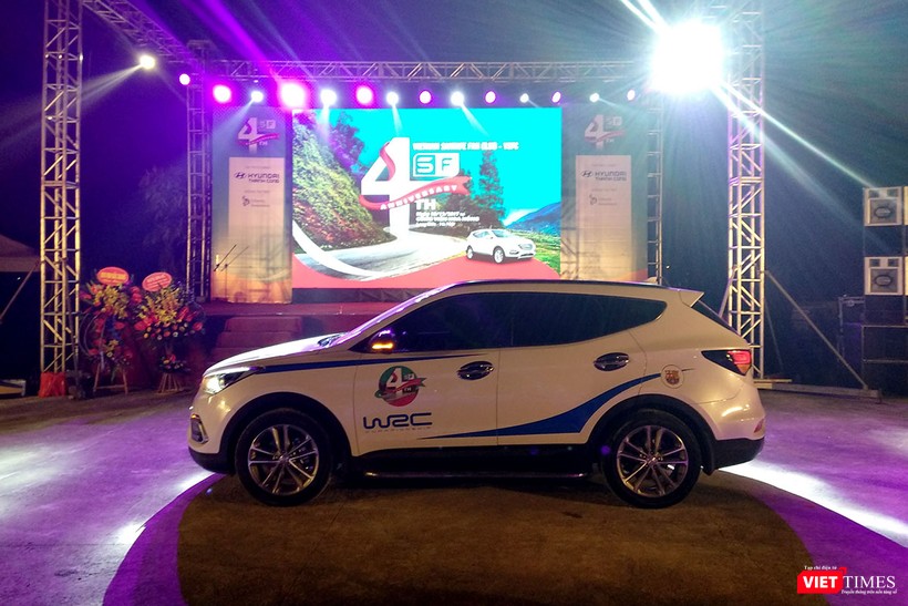 Dàn xe Hyundai SantaFe hùng hậu chào đón sinh nhật CLB tròn 4 tuổi ảnh 9