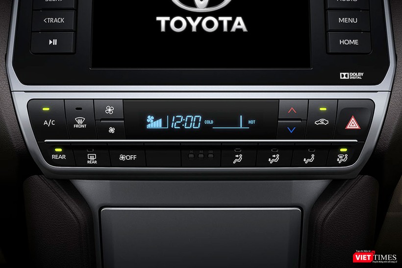 Đấu với Ford Explorer, Toyota LandCruiser Prado 2017 chốt giá 2,262 tỷ đồng  ảnh 4