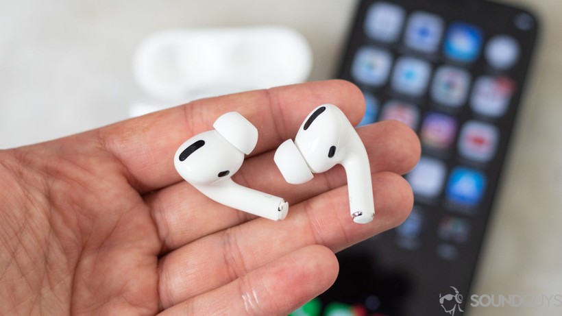 Thiết kế mới khác biệt của AirPods Pro (Ảnh: Android Authority)