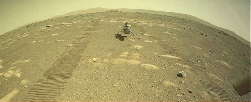 Trực thăng của NASA hạ cánh thành công trên bề mặt Sao Hỏa (Ảnh: Science Alert)