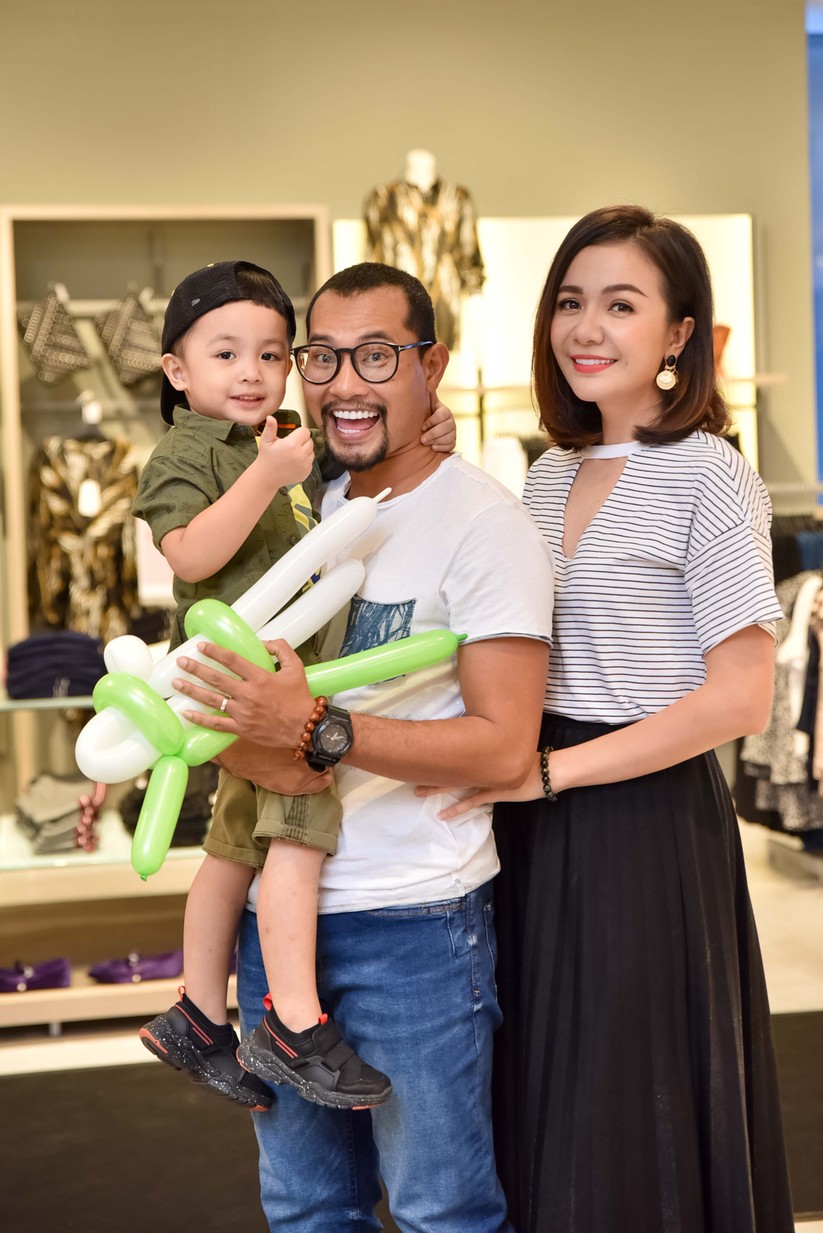 Hà Tăng rạng rỡ xuất hiện cùng chồng doanh nhân ảnh 6
